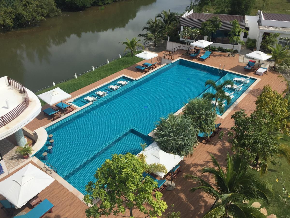 Mangrove River Resort Sihanoukville Buitenkant foto